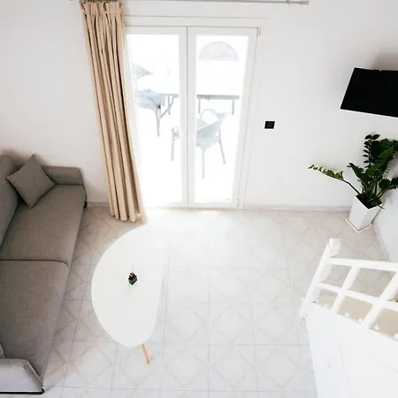 Gervi * Fira (Santorini)