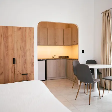 Gervi Apartment Fira (Santorini)