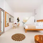 Centrio * Fira (Santorini)